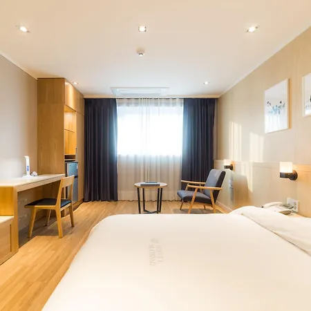 Reborn Suwon Silkroad Hotel Exterior photo