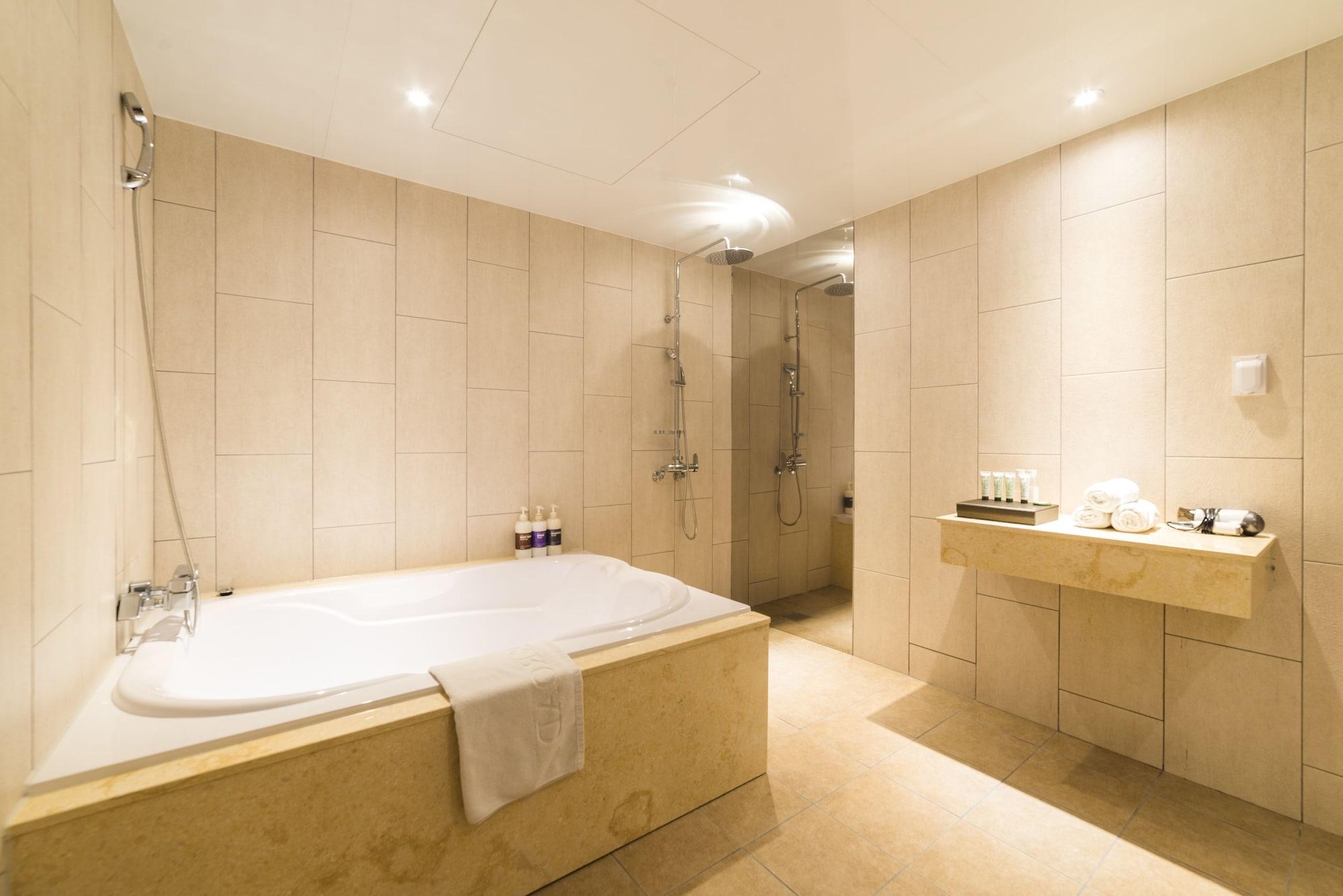 Hotel Reborn Silkroad Suwon