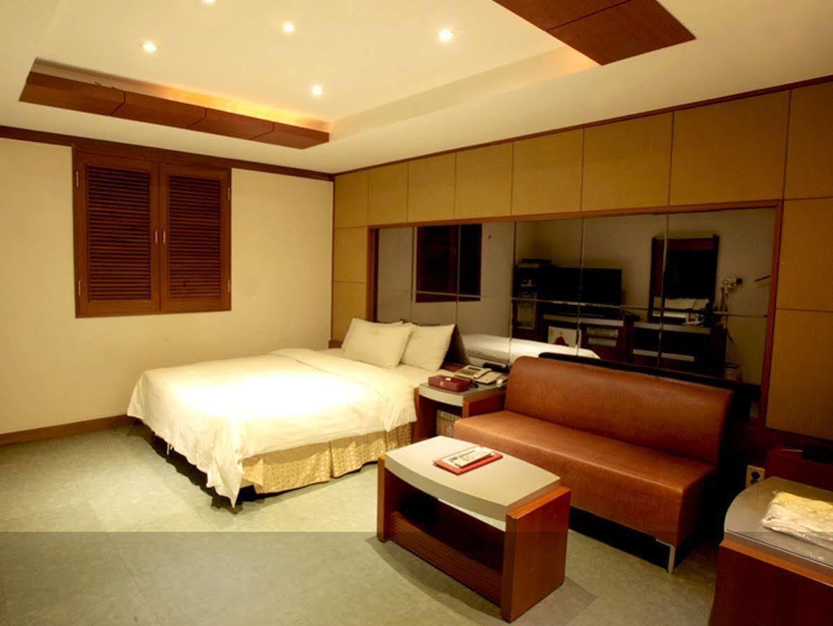 Reborn Silkroad Suwon