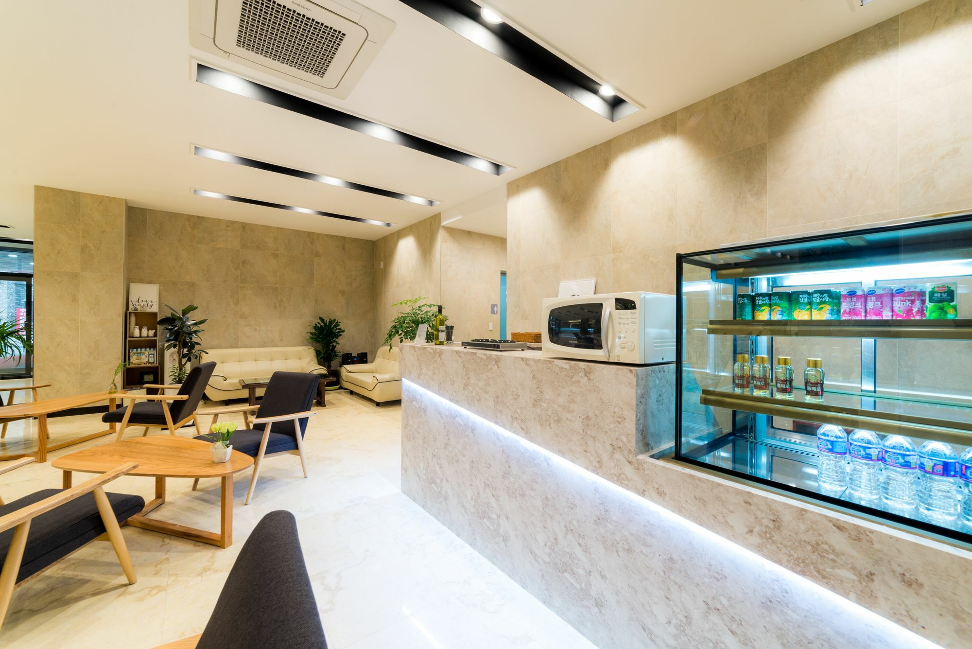 Hotel Reborn Silkroad 3*