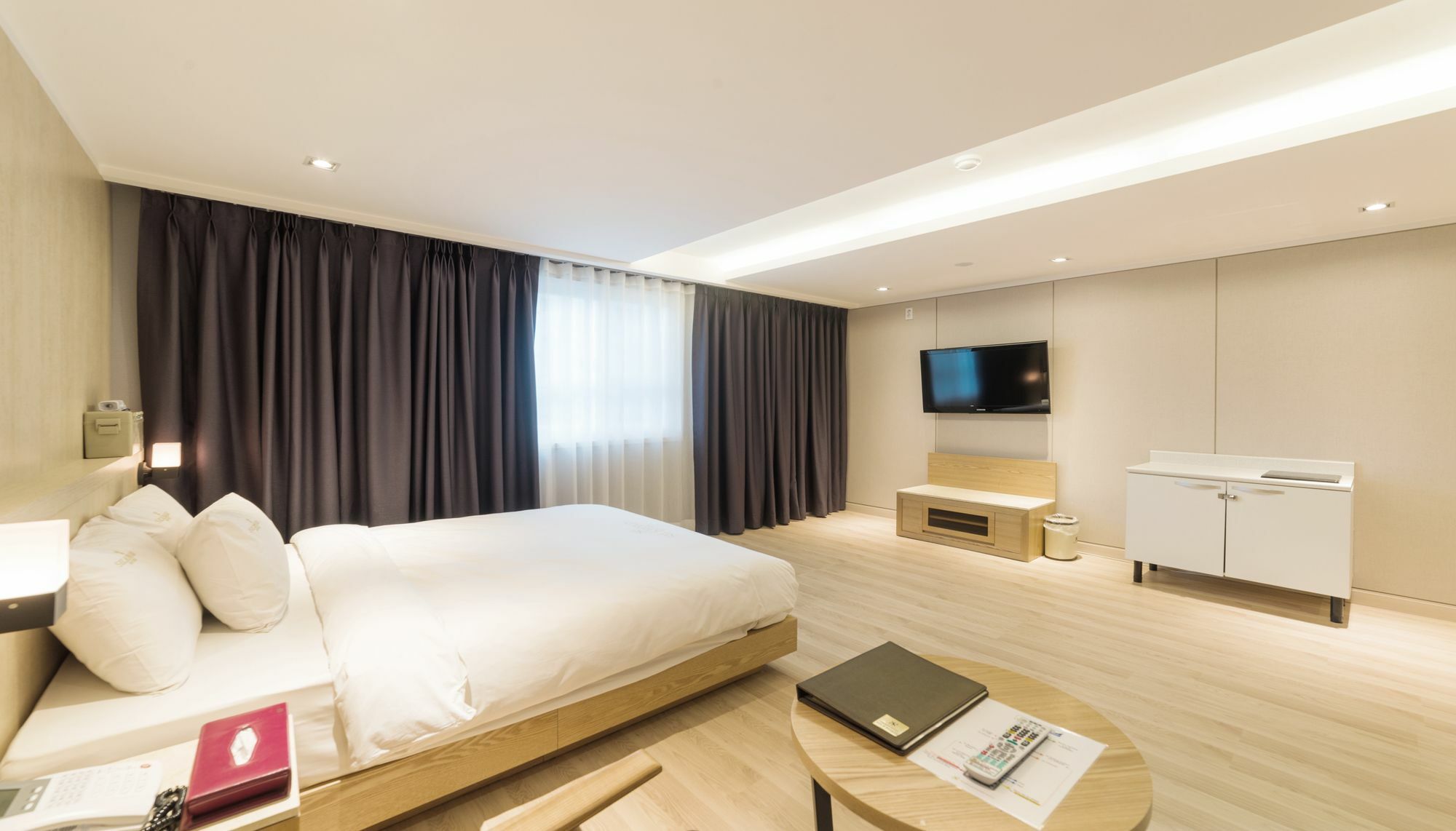 Hotel Reborn Silkroad